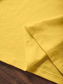 Camiseta de manga corta con cuello redondo y estampado de letras, de uso casual y versátil para uso diario - Amarillo - Ver 4