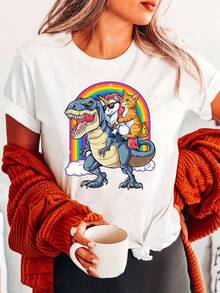 Camiseta con Estampado de Letras de Moda con Diseño de Gato Unicornio Montando un Dinosaurio, Manga Corta, Cuello Redondo, Top Casual para Verano y Primavera, Ropa de Mujer - Blanco - Ver 1