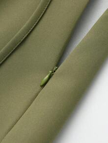 Falda pantalón negra de unicolor minimalista para uso casual, oficina y viajes, con hebilla y cinturón, para verano - verde musgo - Ver 4