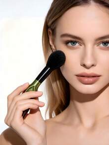 1 chiếc, cọ trang điểm, cọ highlight, cọ phấn má hồng, cọ đánh phấn phủ, cọ mỹ phẩm, cọ tán phấn, dụng cụ trang điểm, phù hợp với mọi loại da. - Nhiều màu - Xem 2