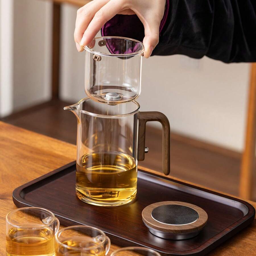 1pc New Magic Teapot, Small Waist Magnetic Glass Teapot With Automatic Separation, Borosilicate Infuser Teapot With Filter, Suitable For Loose Leaf Tea, Mysterious Design, Teaware