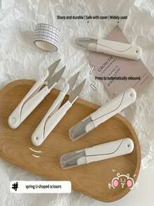 4 piezas Tijeras de recorte en forma de U, tijeras de costura mini hechas a mano de acero inoxidable, herramienta multifuncional de recorte de tela y hilo, suministros de costura esenciales - Con tapa - Ver 4