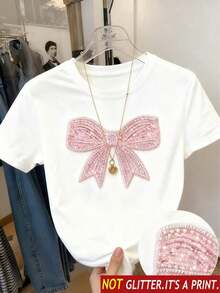 New Fall/Winter 2026 Release: Women's Short-Sleeved T-Shirt With A Round Neck, A Relaxed And Versatile Fit. It Features An Exclusive Print With Butterfly Motifs And A Tie Detail On The Chest. The Ultra-Soft Fabric Has A Beautiful Drape, Making It Ideal As The Base For A Casual Or Elegant Look. - 白色 4 - 查看 6