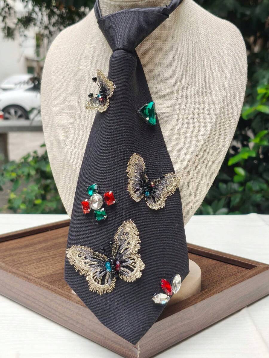 1 pièce Col de chemise décoratif sans cravate avec broderie et strass en forme de papillon, accessoire de blazer de conception de niche