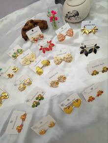 20對優雅不鏽鋼耳環 花朵與蝴蝶幾何設計 簡約時尚 日常佩戴 女款 適合送給朋友的完美禮物 隨機款式 - 彩色 - View 3