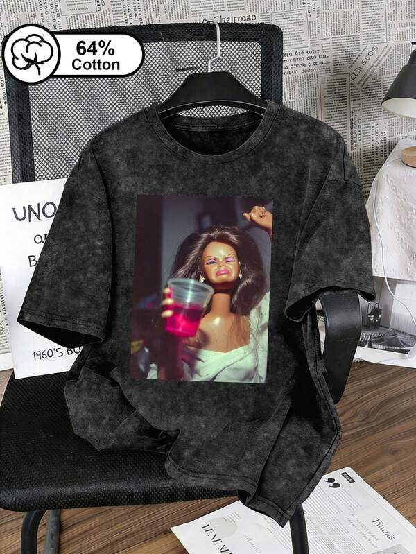 Camiseta de manga corta talla grande para mujer, con estampado de una chica sosteniendo una copa de vino, camiseta de manga corta lavada con efecto vintage en color negro