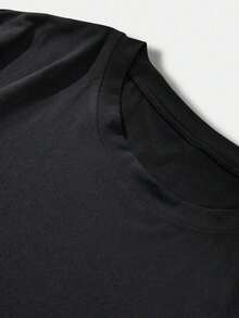 Camiseta Unisex Negra de Manga Corta 100% Algodón con Estampado Retro de TV y Gráfico Urbano, Estilo Y2K Streetwear, Cómoda y Transpirable para Uso Diario y Salidas Casuales - Negro - Ver 4