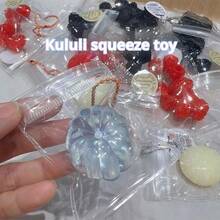 1个草莓奶油软萌捏捏乐 - 解压玩具 - 挤压玩具 - 软萌玩具 - 捏捏乐 - 指尖玩具 - 史迪奇玩具 - 旅行玩具 - 课堂指尖玩具 - 迷你洗澡玩具 - 圣诞文具减压球 - 生日礼物 - 完美礼物 - 礼物 - 玩具 - 游戏 - 彩色 - 查看 1