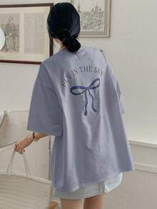Women's Loose-Fitting, Casual Summer T-Shirt With Letter Print, Bow Detail, Round Neck, And Drop Sleeves. Cute, Oversized Graphic Tee. Y2K Style,  Style, New For 2026, Cute Style, Casual Style. 180g (Sizes S-XXXL) - 灰色的 - 查看 9
