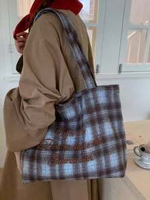 Tas Tangan Kapasitas Besar Gaya Korea Niche Desain Ins Grid Motif Huruf Korea untuk Kembali ke Sekolah, Tas Bahu Ember Gaya Kampus untuk Wanita, Cocok untuk Komuter, Santai, Belanja Sehari-hari, dan Berbelanja. - MultiWarna - View 6