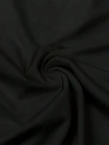 Esta camiseta holgada y transpirable presenta un diseño sencillo con corazones metálicos estampados y detalles de pedrería. Es una camiseta informal adecuada tanto para ocasiones festivas como para el uso diario. - Negro - Ver 2