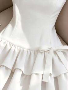 Vestido elegante sin mangas estilo francés, vestido mini con decoración de lazo rojo, adecuado para salidas diarias, citas, vacaciones - Blanco - Ver 3