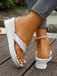 Sandalias de cuña con tira trasera y pedrería de lujo ligero, suela blanda antideslizante de 5.5cm, cómodas y versátiles para playa, desplazamientos y vacaciones - Blanco - Ver 7
