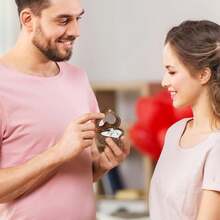 Hộp đựng trang sức cá nhân hóa hình trái tim màu trắng 2 ngăn, có nắp trong suốt, thích hợp cho cầu hôn, đính hôn, đám cưới, kỷ niệm. - Màu trắng - 1 khe cắm - Xem 10