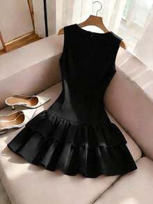 Vestido elegante sin mangas estilo francés, vestido con decoración de lazo rojo, adecuado para salidas diarias, citas, vacaciones - Rojo - Ver 9