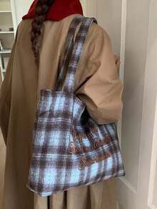 Tas Tangan Kapasitas Besar Gaya Korea Niche Desain Ins Grid Motif Huruf Korea untuk Kembali ke Sekolah, Tas Bahu Ember Gaya Kampus untuk Wanita, Cocok untuk Komuter, Santai, Belanja Sehari-hari, dan Berbelanja. - MultiWarna - View 2