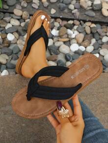 Nouvelles tongs à la mode, sandales minimalistes confortables pour femmes, sandales de plage décontractées antidérapantes à bout ouvert, sandales de plage minimalistes décontractées, chaussures d'été polyvalentes pour femmes en couleur unie, élégantes sandales pour femmes, chaussures confortables pour femmes - Noir - Voir 1