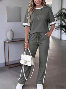 Conjunto de 2 piezas para mujer de primavera/verano, top de manga corta de cuello redondo y contraste de color casual y versátil, y pantalones rectos de cintura alta con cordón - Gris oscuro 85 - Ver 4