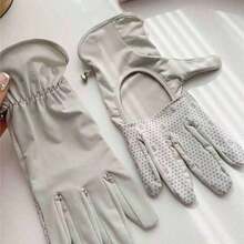 Women's Summer Sunscreen Gloves Outdoor Cycling, Driving, And Biking, Full-Finger Elastic Silk, Non-Slip, Screen Compatible - Sunscreen Gloves With Sun Label - Light Gray - View 4