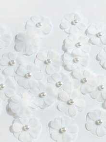 10/20/30 piezas de pétalos pequeños de tela con perlas falsas transparentes para accesorios DIY hechos a mano - Decoración versátil de flores artificiales para el hogar, bodas y compromisos - Se puede usar para tocados, guirnaldas de muñecas y accesorios de velo, contenedor no incluido - Multicolor - Ver 12
