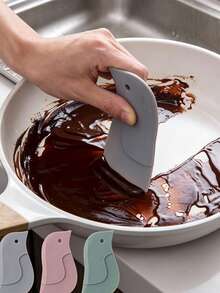 Silicone Penguin-Shaped Kitchen Scraper, Kitchen Accessories, Scratch-Free Silicone Pot Scraper, Heat-Resistant Kitchen Cleaning Tool, Suitable For Removing Grease And Residue, Cleaning Non-Stick Pans And Other Cookware, Corner Cleaning, Etc. - Dark Green - View 2