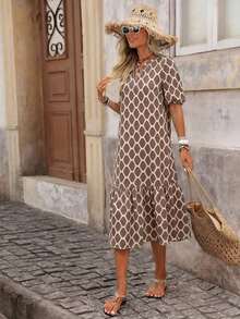 Vestido de mujer con cuello con muescas, volantes en el bajo y mangas cortas - Caqui - Ver 4