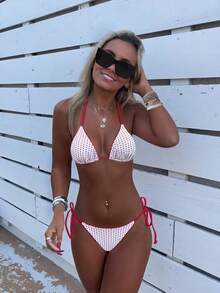 Set Bikini Seksi Model Halter Tie Motif Leopard untuk Liburan Musim Panas di Pantai, Motif Polka Dot - Titik merah - View 1