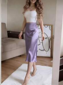 Chân váy satin màu tím oải hương xẻ cao, cài cúc phía trước, kiểu dáng chữ A thanh lịch của Pháp. - Màu tím hoa cà - Xem 3