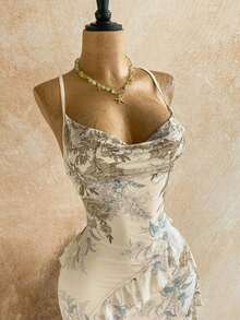 xheSoleia Vestido de mujer con estampado floral vintage colorido, cuello drapeado y volantes en el bajo, estilo vacacionalxhe - Amarillo claro - Ver 6