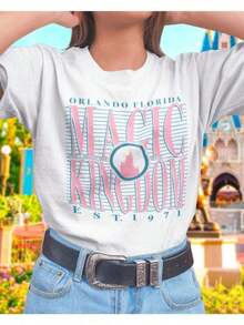 1 Piece CHICLY19 Women's Oversized Graphic T-Shirt, 100% Cotton - White, Short Sleeve, With Retro Text "MAGIC KINGDOM", Castle Print And "ORLANDO FLORIDA EST." 1971 Design. Soft, Loose-Fitting Cotton T-Shirt, Perfect For Theme Park Visits, Vacations, Family Trips, And Casual Everyday Wear. Popular Nostalgic-Themed T-Shirt With A Comfortable And Relaxed Fit, Ideal For Theme Park Fans, Travelers, And Vacationers. Soft. - 白色 - 查看 1