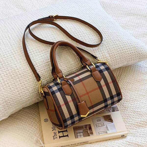 2026 NEW Large Capacity Classic Stripe Plaid Pattern Shoulder Bag PU Crossbody Tote Adjustable Strap Zip Closure For Daily Use