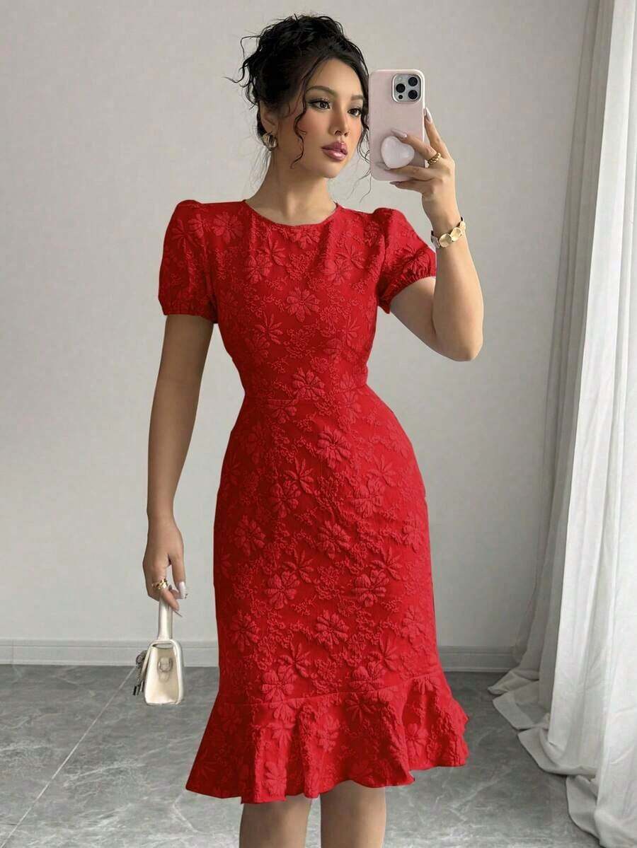 Vestido elegante de mujer de tela jacquard con cuello redondo, mangas abullonadas y volante en el bajo, de silueta ceñida y longitud media.Adecuado para diversos ocasiones como uso diario, cócteles y estilo callejero.Verano - Rojo - Ver 1