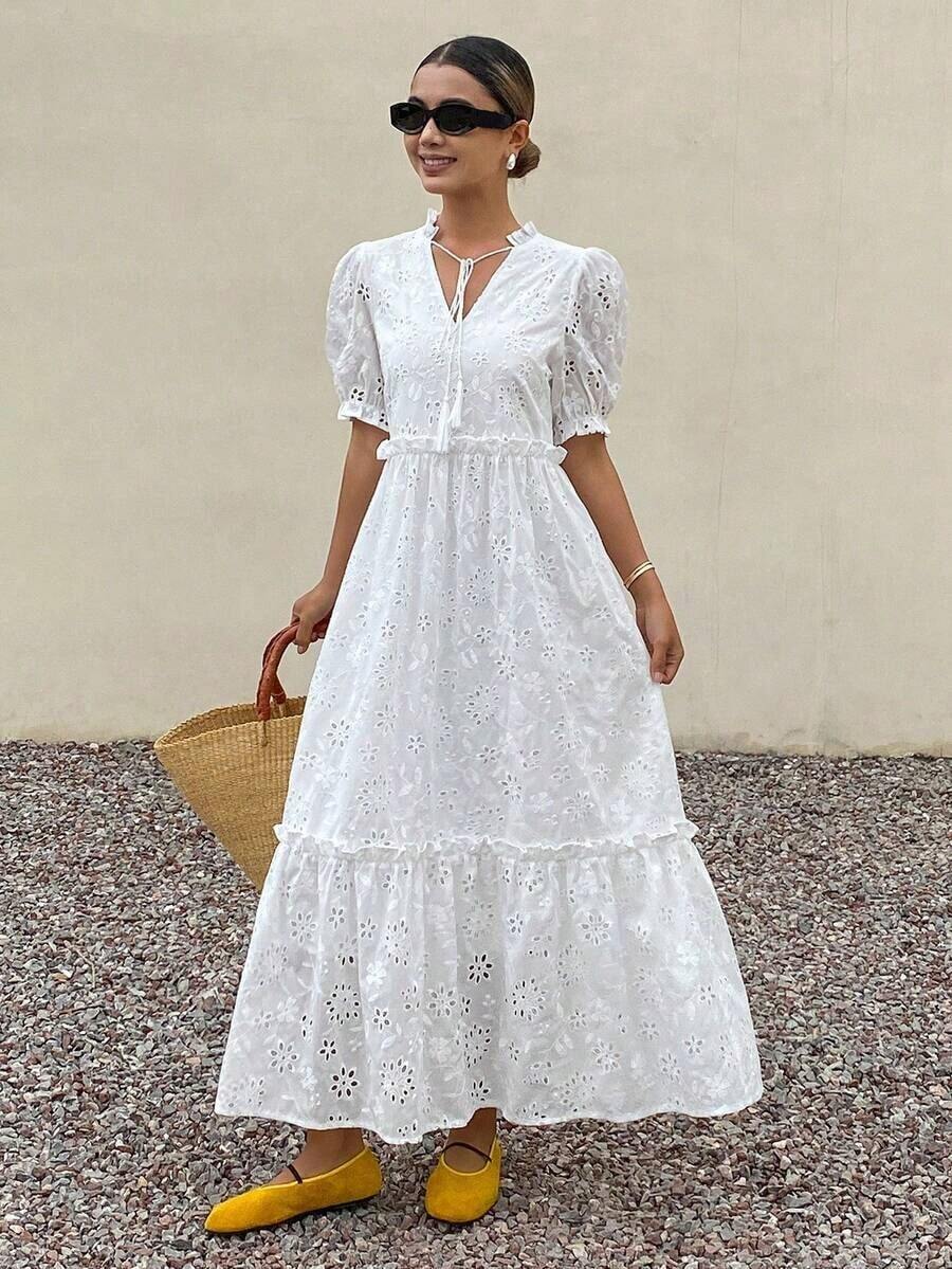 Vestido largo de manga abullonada con cintura anudada, escote bordado y volantes calados, vestido de playa bohemio para vacaciones - Blanco marfil - Ver 1