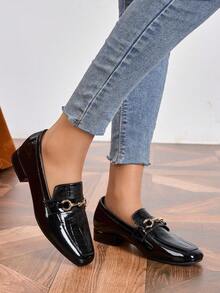 Mocasines de tacón bajo negro para mujer, estilo británico retro de punta redonda, diseño de parches universitarios, adecuados para primavera/otoño, trabajo y uso diario - Negro - Ver 3