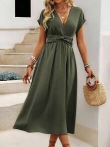 Vestido midi de manga abullonada con escote cruzado, cintura fruncida y espalda retorcida en estilo bohemio occidental casual para primavera/verano de mujer - Verde militar - Ver 1