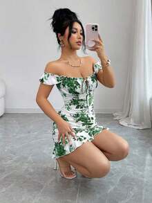 Vestido con volantes en el bajo y hombros descubiertos con estampado de lunares vintage, elegante y sexy vestido de verano con estampado floral pequeño y espalda descubierta al estilo francés - Verde - Ver 3