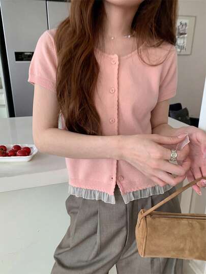 Áo thun dệt kim tay ngắn cổ tròn màu trơn, dễ thương, ngọt ngào và thanh lịch với viền ren.