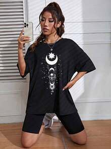 Camiseta gráfica con estampado de sol y luna y hombros caídos para mujeresPure-Cotton - Negro - Ver 5