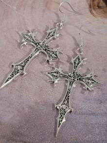 1 Pair Vintage Gothic Cross Earrings - Silver - View 5