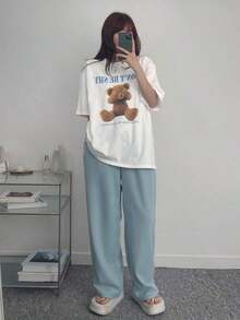 Camiseta de verano para mujer, holgada, con estampado de oso de dibujos animados, cuello redondo y hombros caídos, DON'T BE SHY PLEASE MAKE ME FEEL LONE, camisetas lindas, camiseta oversize, ropa para maestras, estilo vintage urbano, unisex, holgada, de algodón, manga corta, cuello redondo, ropa deportiva estilo Y2K, cuello redondo, 100% algodón, tejido suave, manga corta. 1 camiseta - Blanco - Ver 2