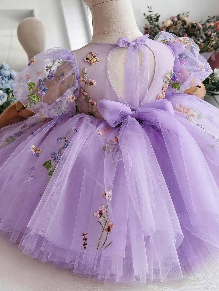 Đầm công chúa lưới lưng khoét hở, tay áo cánh hoa thêu cho bé gái, thích hợp cho tiệc sinh nhật, làm phù dâu, đám cưới, lễ Phục sinh, lễ rửa tội, lễ rước lễ và các dịp lễ hội. - Màu tím hoa cà - Xem 1
