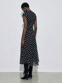 Vestido midi con volantes de escote en V sin mangas con estampado bohemio MAIJA - Negro - Ver 8