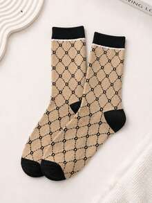 ZHIYITANG 1 Pair Men's Retro Letter Pattern Crew Socks, Fashionable Streetwear Style, Breathable Comfortable Soft Moisture-Wicking Socks For Spring, Summer, Autumn, Suitable For Daily Wear, Sports, Casual - Multicolor - View 7