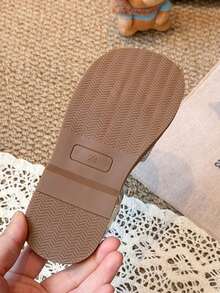 Children's Fashionable Minimalist Anti-Slip Durable Soft Comfortable Sandals, Suitable For Spring And Summer - Silver - View 8