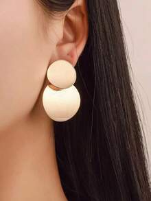 1 Pair Of Smooth Metal Earrings With A Retro And Versatile 3D Circle Design - Gold Yellow - View 5