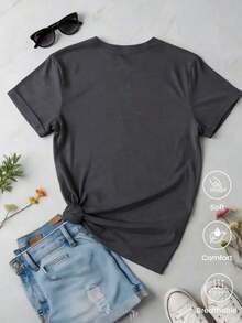 A Round Neck, Short-Sleeved T-Shirt From A Fashionable Clothing Line, Made In Mexico For The Spring/Summer 2025 Season. Featuring A Cartoon Print, It's A Couple's Model, Suitable For Wearing Both Inside And Out, Ideal For The Office And Casual Style, Designed For Men And Women, Sold Individually. - 深灰色 - 查看 2
