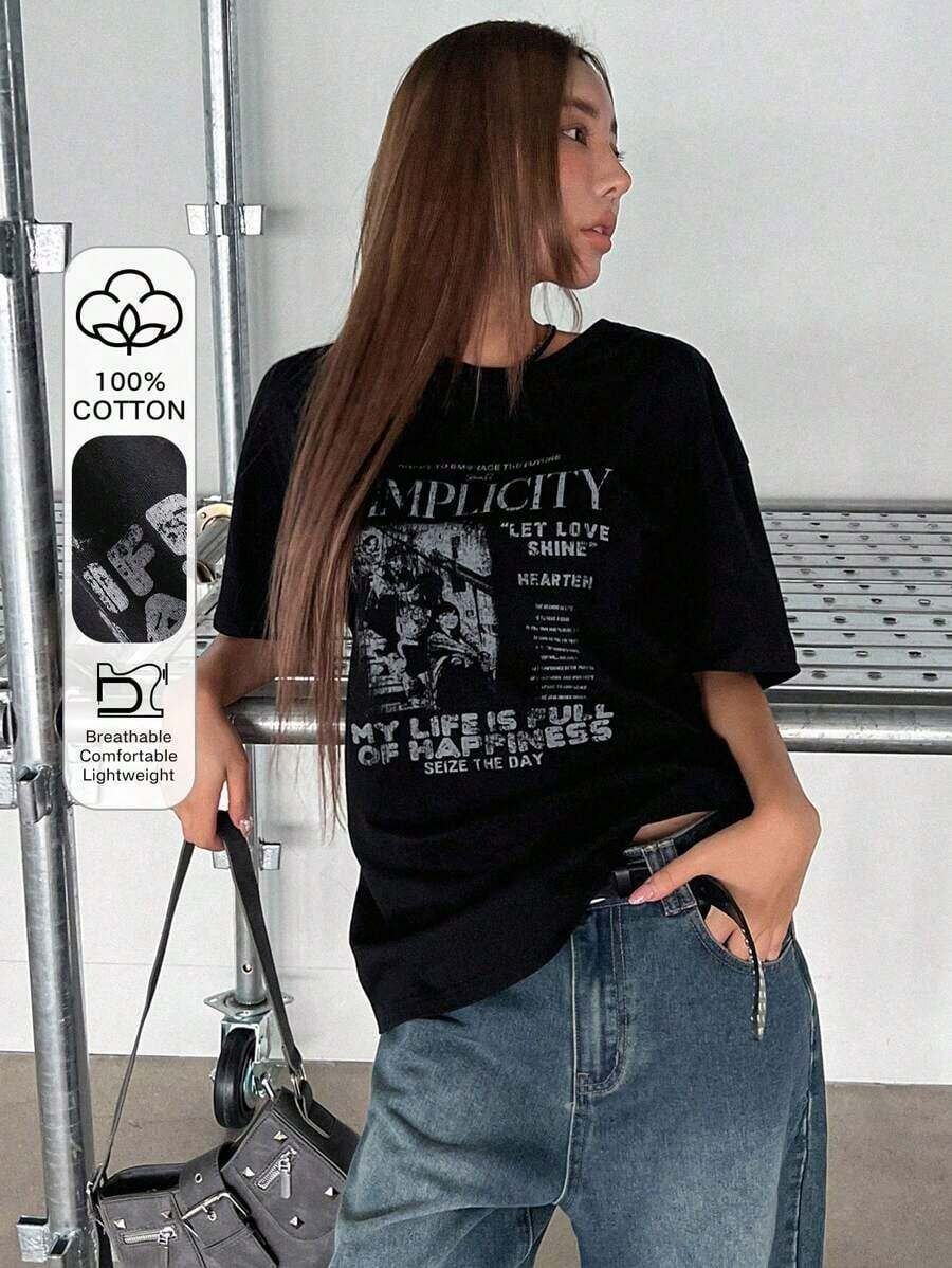 Camiseta oversize con estampado de eslogan: "ABRÁCAME EL FUTURO SIMPLICIDAD DEJA QUE EL AMOR BRILLE ALIENTA MI VIDA ESTÁ LLENA DE FELICIDAD APROVECHA EL DÍA"Pure-Cotton - Negro - Ver 1