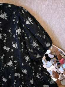 Blusa de mujer con escote en V bordada de estilo romántico francés de manga corta - Blanco y Negro - Ver 4