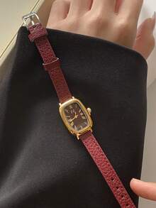 1pc Retro Style Adjustable Strap Quartz Women's Watch Elliptical With Roman Numeral Scale For Compact And Perfect For Daily - Red - View 10