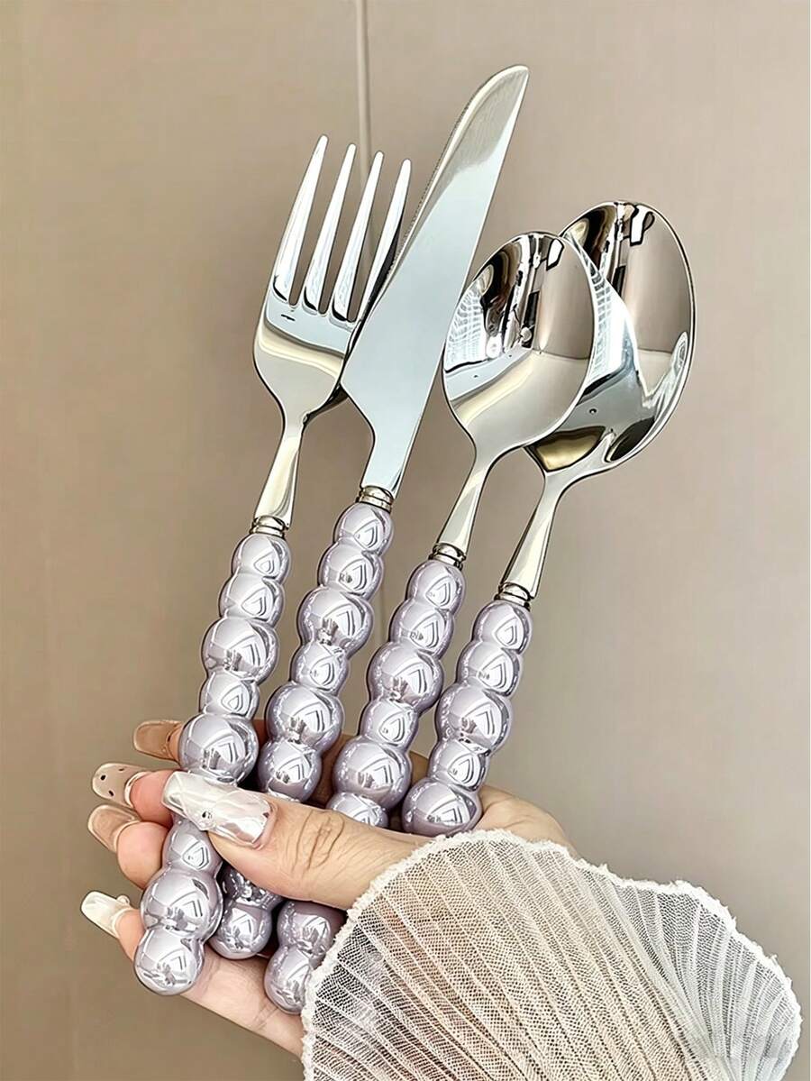 Bộ dao nĩa bằng thép không gỉ sang trọng với tay cầm bằng gốm - gồm dao, thìa tráng miệng, nĩa và thìa. Đồ dùng nhà bếp tinh tế, lý tưởng cho bữa ăn hàng ngày tại nhà, sinh nhật, tiệc tùng và đồ dùng học tập. - Màu tím - Xem 1